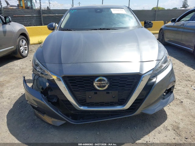 1N4BL4DV0NN320979 Nissan Altima Sv Fwd