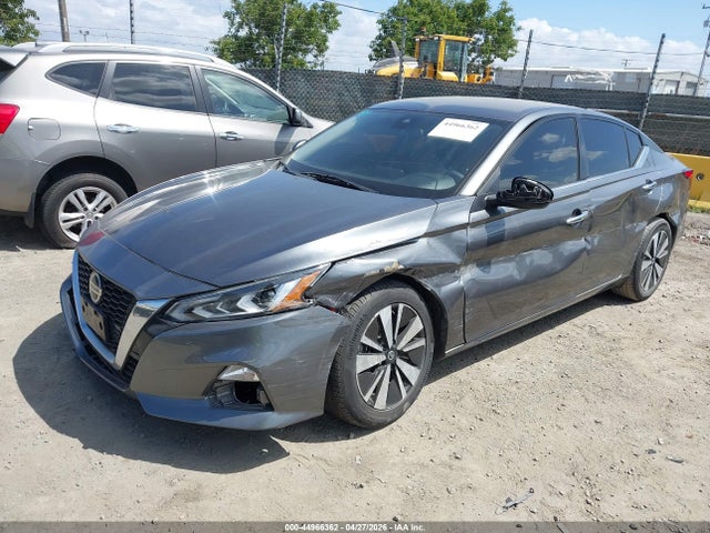 1N4BL4DV0NN320979 Nissan Altima Sv Fwd