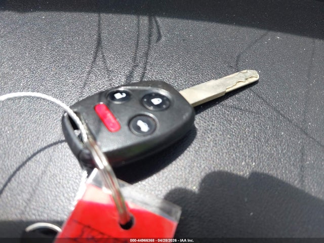 44966368 :رقم المزاد ، 2HGFB2F57DH589098 vin ، 2013 Honda Civic Lx مزاد بيع