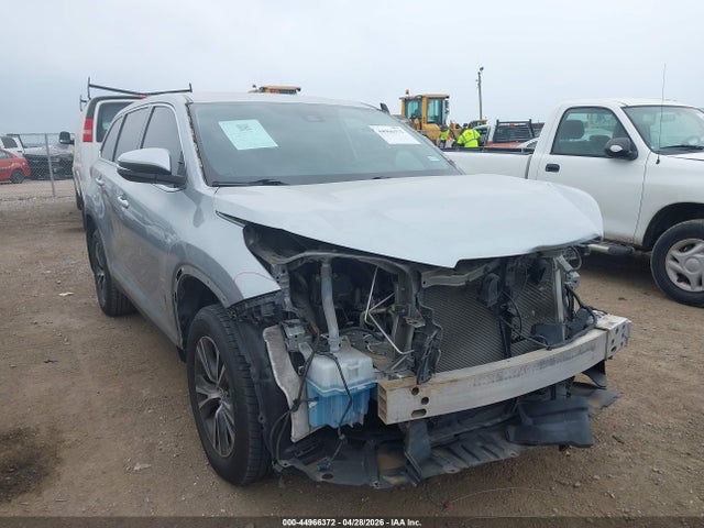 44966372 :رقم المزاد ، 5TDZZRFH9KS289815 vin ، 2019 Toyota Highlander Le Plus مزاد بيع