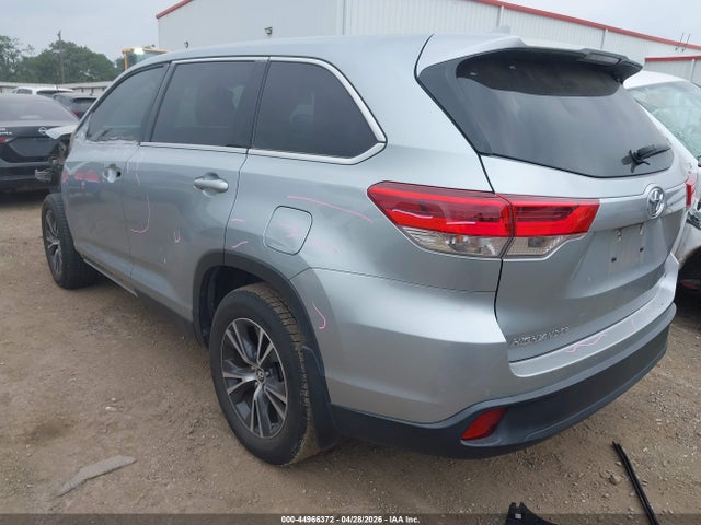 44966372 :رقم المزاد ، 5TDZZRFH9KS289815 vin ، 2019 Toyota Highlander Le Plus مزاد بيع