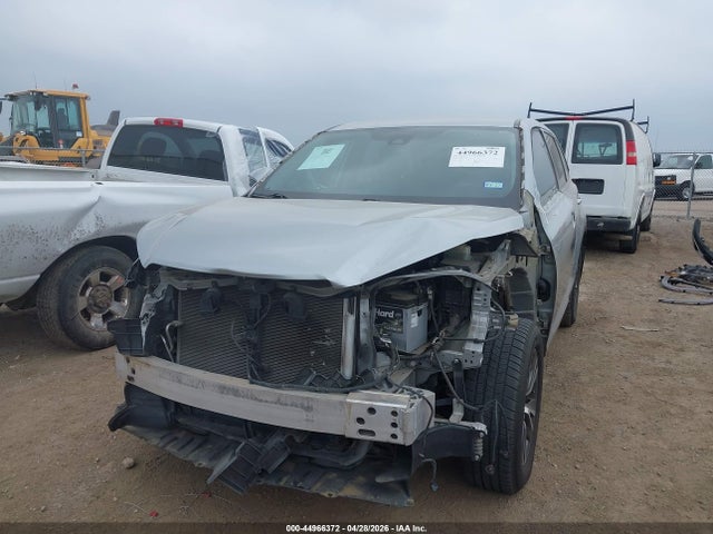 44966372 :رقم المزاد ، 5TDZZRFH9KS289815 vin ، 2019 Toyota Highlander Le Plus مزاد بيع