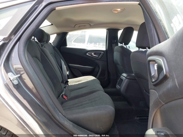 44966398 :رقم المزاد ، 1C3CCCAB6GN148743 vin ، 2016 Chrysler 200 Limited مزاد بيع