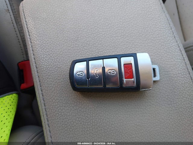44966422 :رقم المزاد ، WVWJK73C59P050376 vin ، 2009 Volkswagen Passat Komfort مزاد بيع