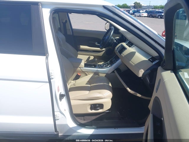 SALVP2BG2GH085631 Land Rover Range Rover Evoque Se/se Premium