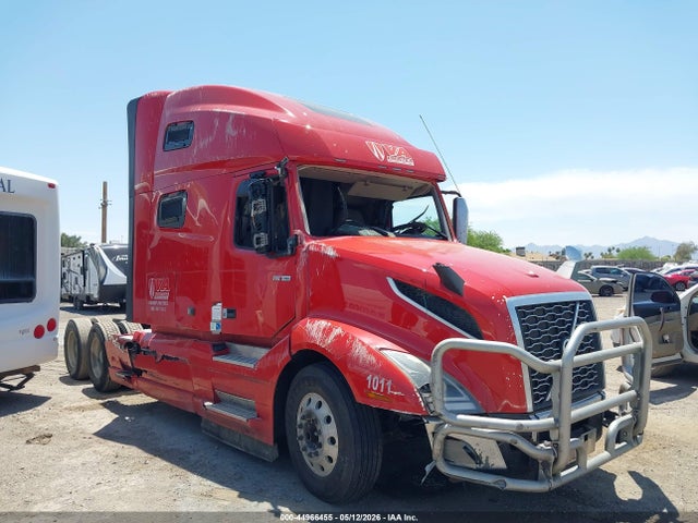 Продажа на аукционе авто 2020 Volvo Vnl, vin: 4V4NC9EH9LN237761, номер лота: 44966455