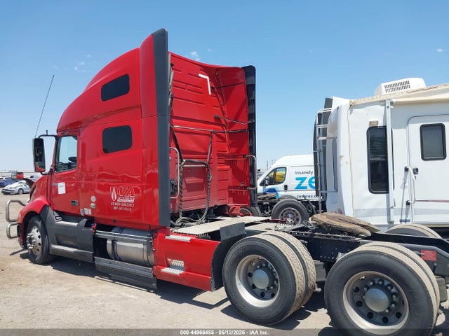 Продажа на аукционе авто 2020 Volvo Vnl, vin: 4V4NC9EH9LN237761, номер лота: 44966455