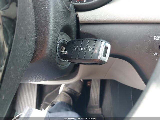 KNDPM3AC8L7837037 KIA Sportage Lx