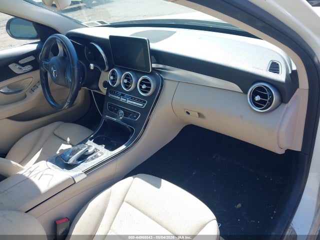 Aukcja sprzedaży 2016 Mercedes-benz C 300 4matic, vin: 55SWF4KB0GU176832, numer aukcji: 44966543