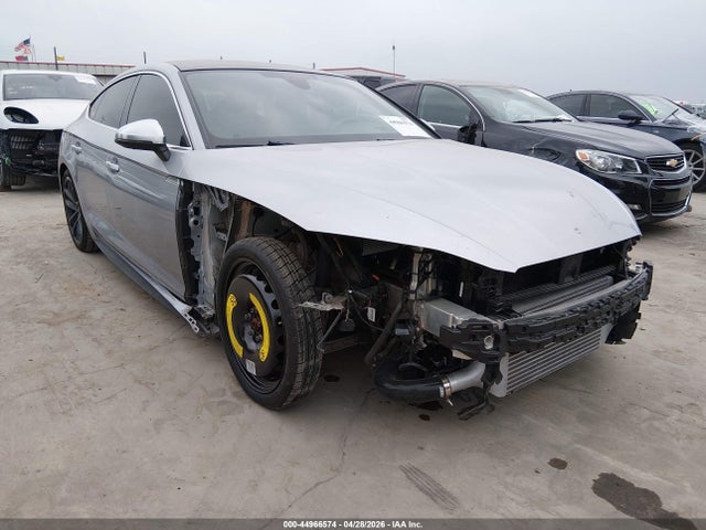 44966574 :رقم المزاد ، WAUC4CF57JA135488 vin ، 2018 Audi S5 3.0t Premium Plus مزاد بيع
