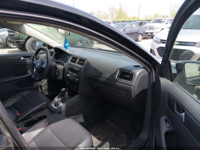 Продажа на аукционе авто 2014 Volkswagen Jetta 1.8t Se, vin: 3VWD17AJ3EM370102, номер лота: 44966590