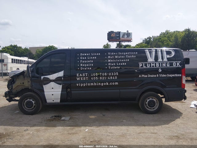 44966597 :رقم المزاد ، 1FTNR2ZM5FKA27883 vin ، 2015 Ford Transit-250 مزاد بيع
