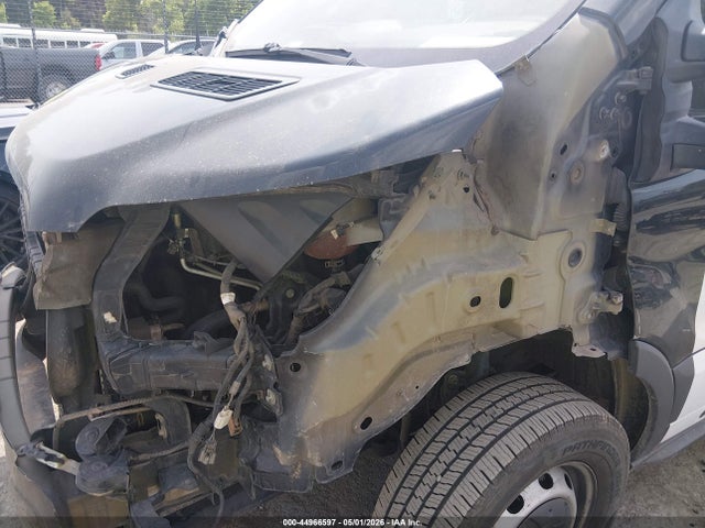 44966597 :رقم المزاد ، 1FTNR2ZM5FKA27883 vin ، 2015 Ford Transit-250 مزاد بيع