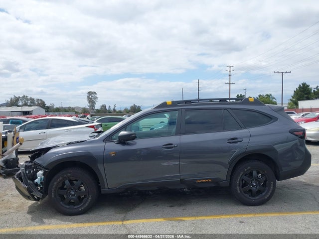 44966632 :رقم المزاد ، 4S4BTGUD3S3147691 vin ، 2025 Subaru Outback Wilderness مزاد بيع