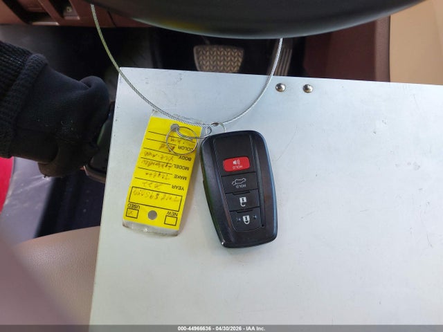 44966636 :رقم المزاد ، 5TDGZRBH2NS595059 vin ، 2022 Toyota Highlander Xle مزاد بيع