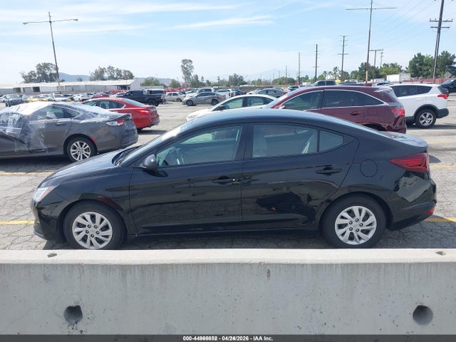 Hyundai ELANTRA SE 2019 5NPD74LF6KH487117 Image 14