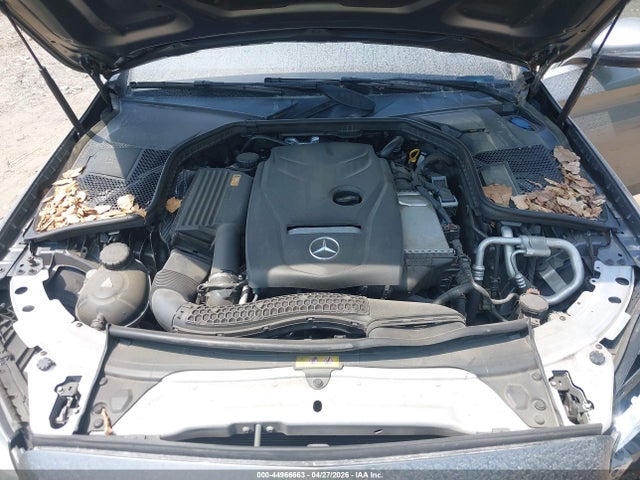 2017 Mercedes-benz C 300 4matic მანქანა იყიდება აუქციონზე, vin: 55SWF4KB0HU185516, აუქციონის ნომერი: 44966663