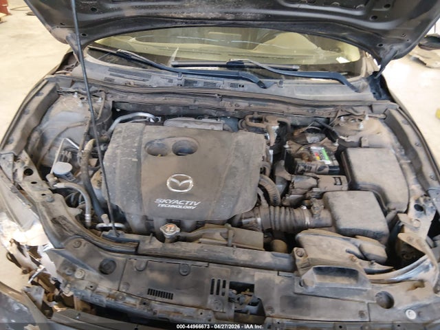 44966673 :رقم المزاد ، 3MZBN1V3XJM192297 vin ، 2018 Mazda Mazda3 Touring مزاد بيع