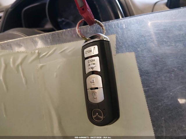 44966673 :رقم المزاد ، 3MZBN1V3XJM192297 vin ، 2018 Mazda Mazda3 Touring مزاد بيع