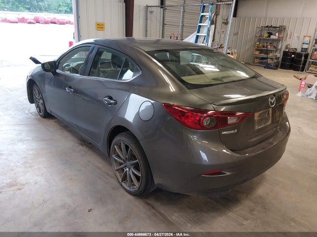 44966673 :رقم المزاد ، 3MZBN1V3XJM192297 vin ، 2018 Mazda Mazda3 Touring مزاد بيع
