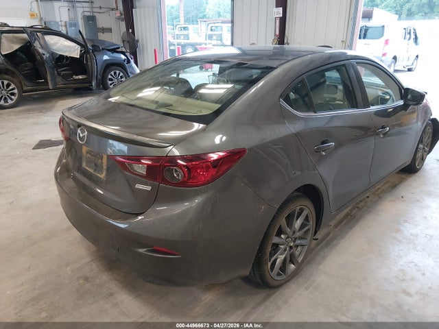 44966673 :رقم المزاد ، 3MZBN1V3XJM192297 vin ، 2018 Mazda Mazda3 Touring مزاد بيع