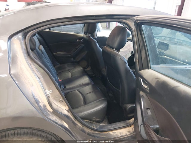44966673 :رقم المزاد ، 3MZBN1V3XJM192297 vin ، 2018 Mazda Mazda3 Touring مزاد بيع