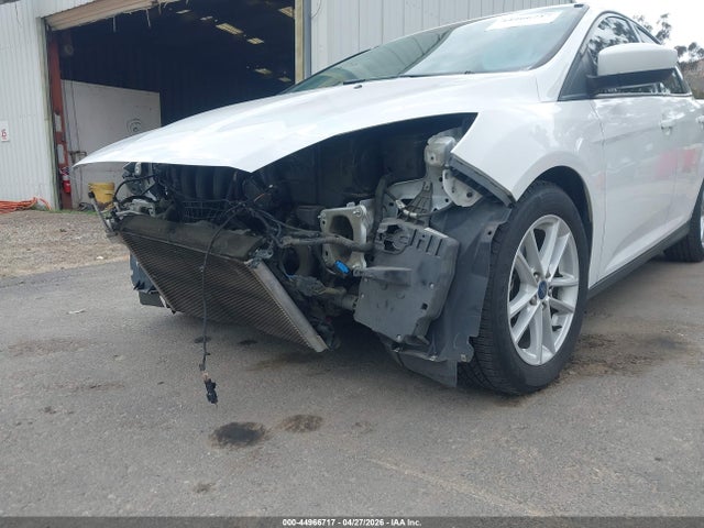 1FADP3K26JL287721 Ford FOCUS SE