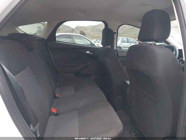 1FADP3K26JL287721 Ford FOCUS SE