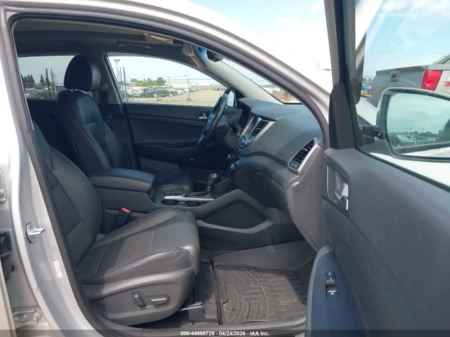 KM8J33A24HU342161 Hyundai Tucson Limited