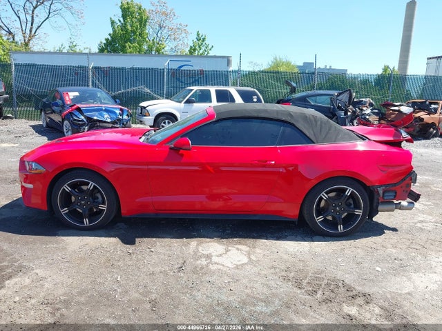 Ford Mustang Ecoboost Premium 2018 1FATP8UH2J5133019 Image 15