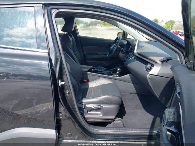 Продажа на аукционе авто 2021 Toyota C-hr Limited, vin: JTNKHMBX7M1107139, номер лота: 44966743