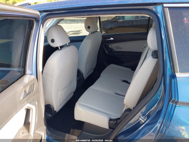 44966758 :رقم المزاد ، 3VV3B7AX9LM084141 vin ، 2020 Volkswagen Tiguan 2.0t Se/2.0t Se R-line Black/2.0t Sel مزاد بيع