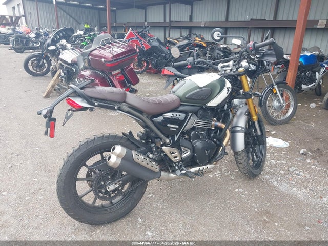 SMTT147Y3RNA07557 Triumph Motorcycle Scrambler 400 X