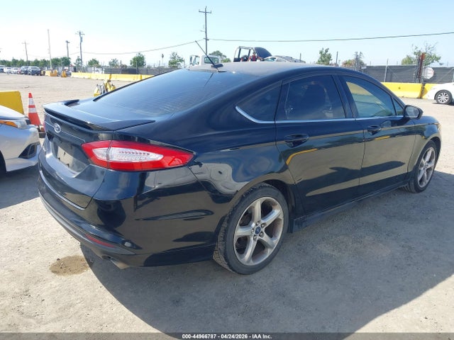 Ford FUSION S 2016 3FA6P0G72GR240563 Image 4