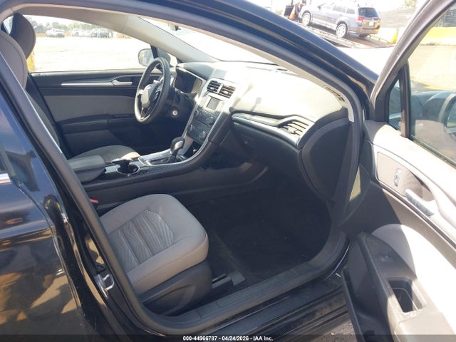 Ford FUSION S 2016 3FA6P0G72GR240563 Image 5