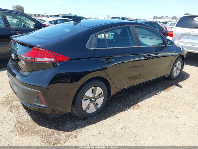 KMHC65LC8HU054578 Hyundai Ioniq Hybrid Blue