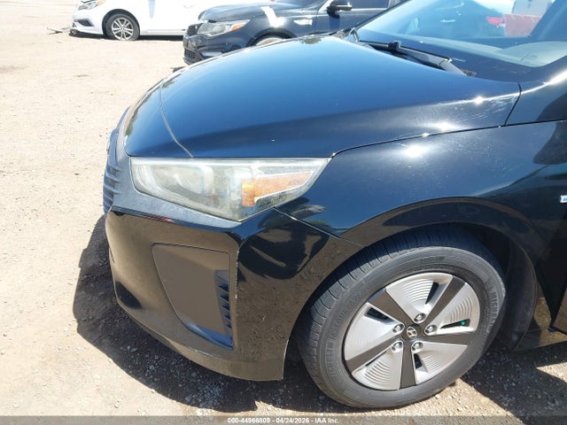KMHC65LC8HU054578 Hyundai Ioniq Hybrid Blue