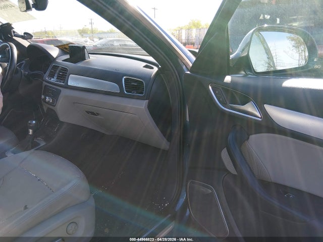 44966823 :رقم المزاد ، WA1GCCFS9HR002346 vin ، 2017 Audi Q3 2.0t Premium مزاد بيع