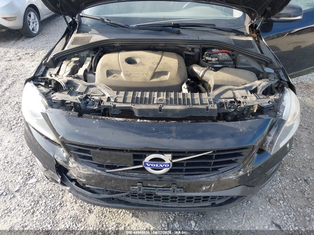Aukcja sprzedaży 2017 Volvo S60 T5 Dynamic, vin: YV126MFL3H2425030, numer aukcji: 44966834