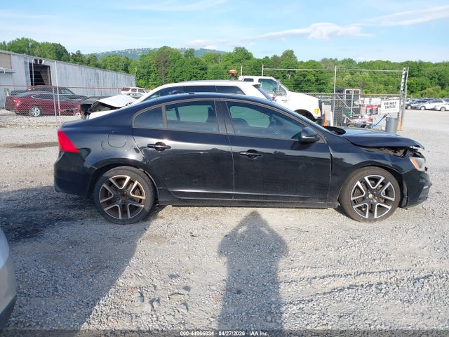 Aukcja sprzedaży 2017 Volvo S60 T5 Dynamic, vin: YV126MFL3H2425030, numer aukcji: 44966834