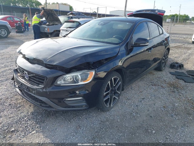 Aukcja sprzedaży 2017 Volvo S60 T5 Dynamic, vin: YV126MFL3H2425030, numer aukcji: 44966834