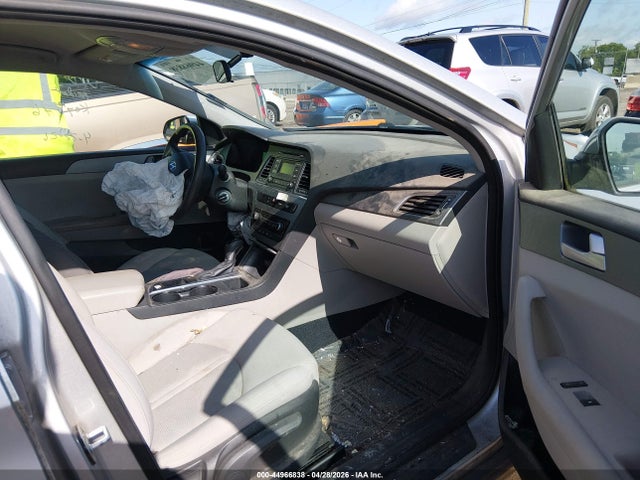 44966838 :رقم المزاد ، 5NPE24AF1FH078809 vin ، 2015 Hyundai Sonata Se مزاد بيع
