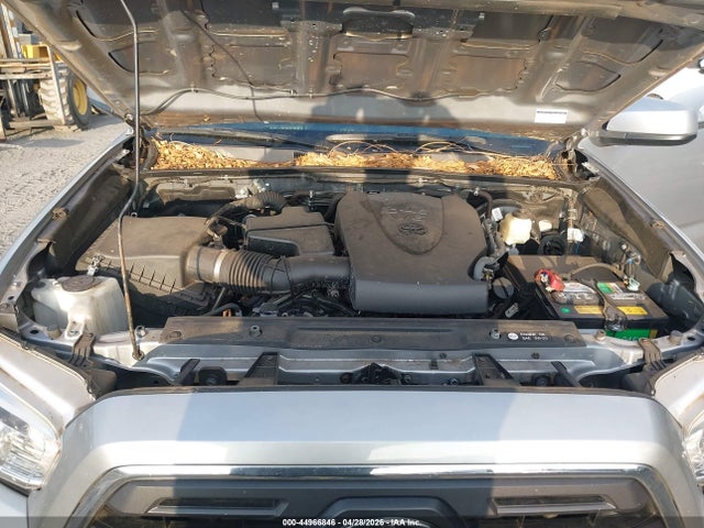 2018 Toyota Tacoma Sr V6 მანქანა იყიდება აუქციონზე, vin: 3TMCZ5AN1JM149705, აუქციონის ნომერი: 44966846
