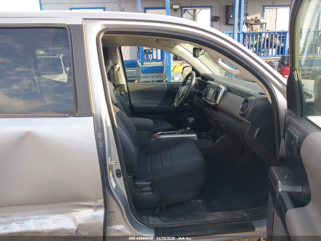 2018 Toyota Tacoma Sr V6 მანქანა იყიდება აუქციონზე, vin: 3TMCZ5AN1JM149705, აუქციონის ნომერი: 44966846