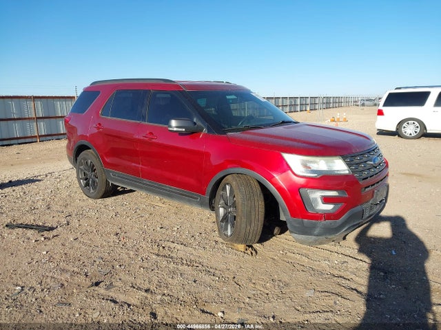 Ford EXPLORER XLT 2017 1FM5K7D80HGB90146 Image 1