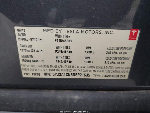 44966894 :رقم المزاد ، 5YJSA1CN5DFP21635 vin ، 2013 Tesla Model S مزاد بيع
