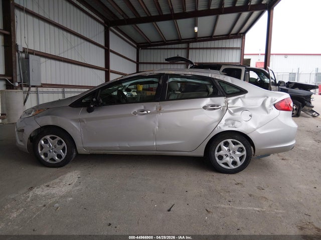 44966900 :رقم المزاد ، 3FADP4AJ6CM218852 vin ، 2012 Ford Fiesta S مزاد بيع