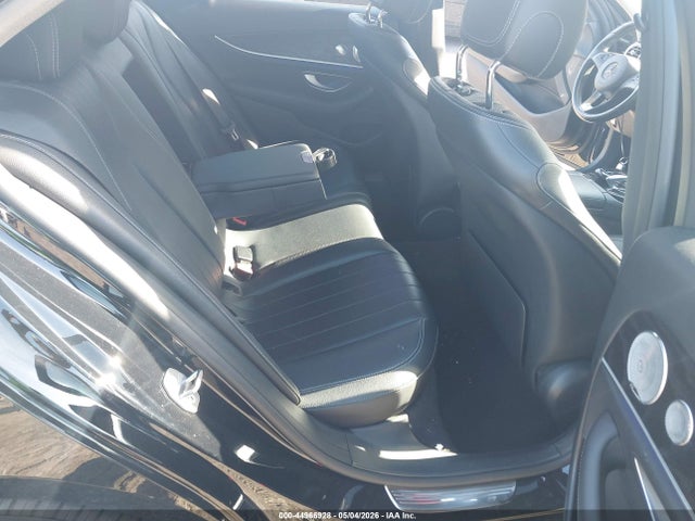 44966928 :رقم المزاد ، WDDZF4JB3HA059570 vin ، 2017 Mercedes-benz E 300 مزاد بيع