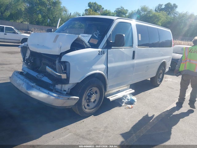 Chevrolet Express 2500 Lt 2016 1GAWGFFF9G1214938 Image 2