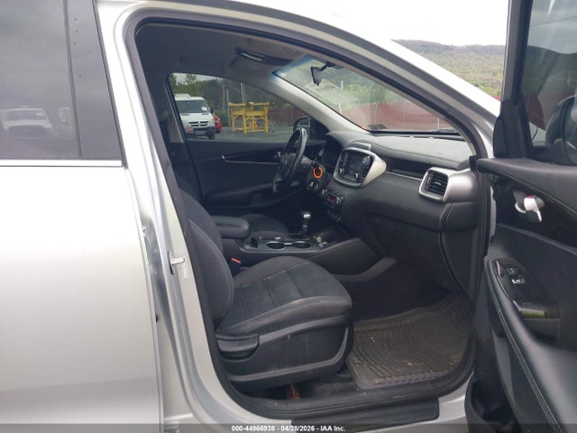 44966938 :رقم المزاد ، 5XYPGDA59KG583399 vin ، 2019 Kia Sorento 3.3l S مزاد بيع